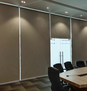 Рулонные шторы для офиса